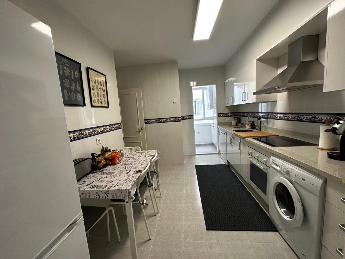 Bastinazo Alohadream - Premium - La Mejor Ubicacion Con Aire Acondicionado, Insonorizacion, Terraza Y Equipamiento En El Puerto De Santa Maria - Grupo De Solo Menores De 25 No Aceptados Salvo Fianza Adicional Exterior foto